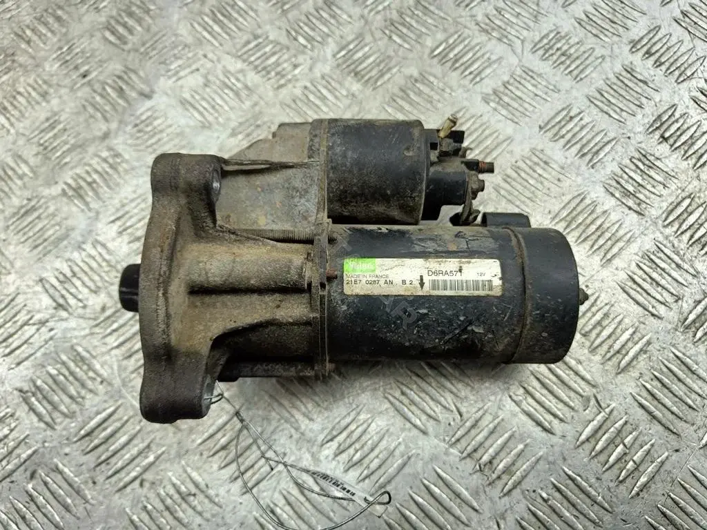 Стартер D6RA571