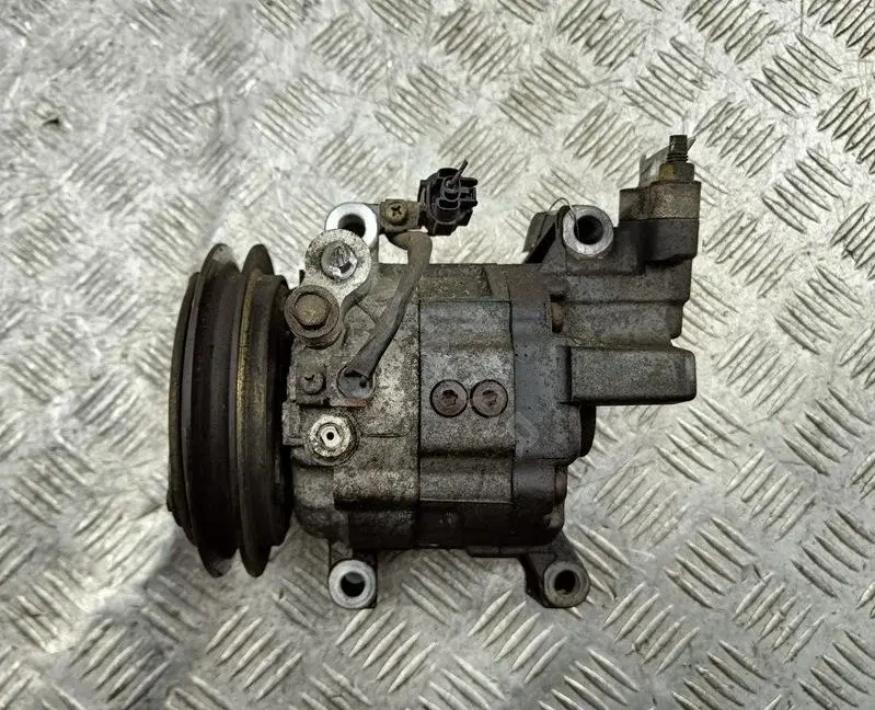 Компрессор кондиционера 92600ES60A