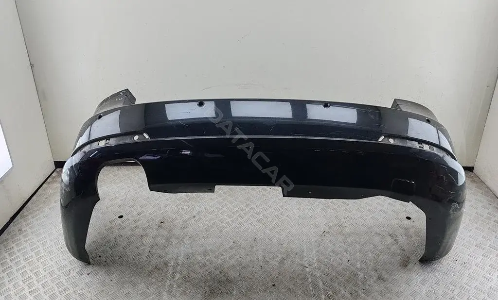 Задний бампер 1Z9807421B