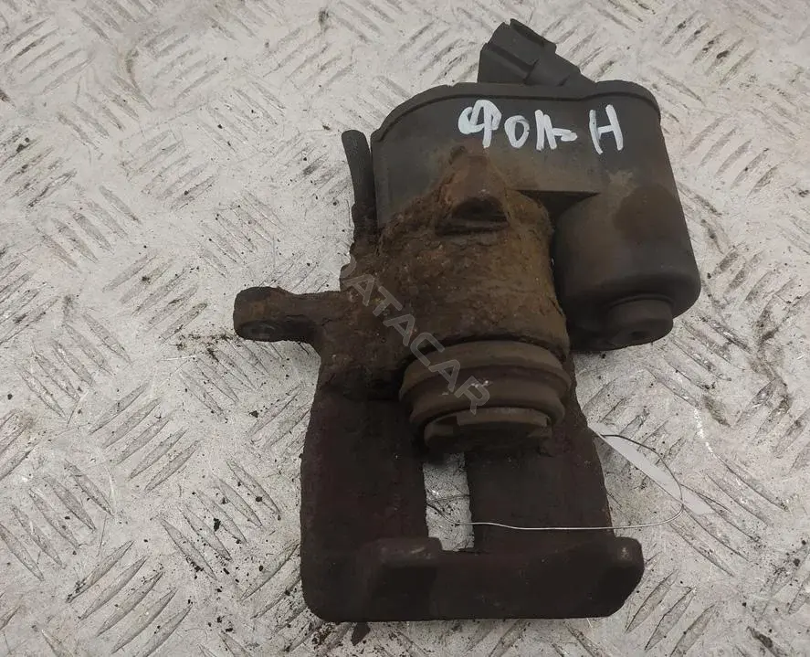 Суппорт тормозной 4F0615403F