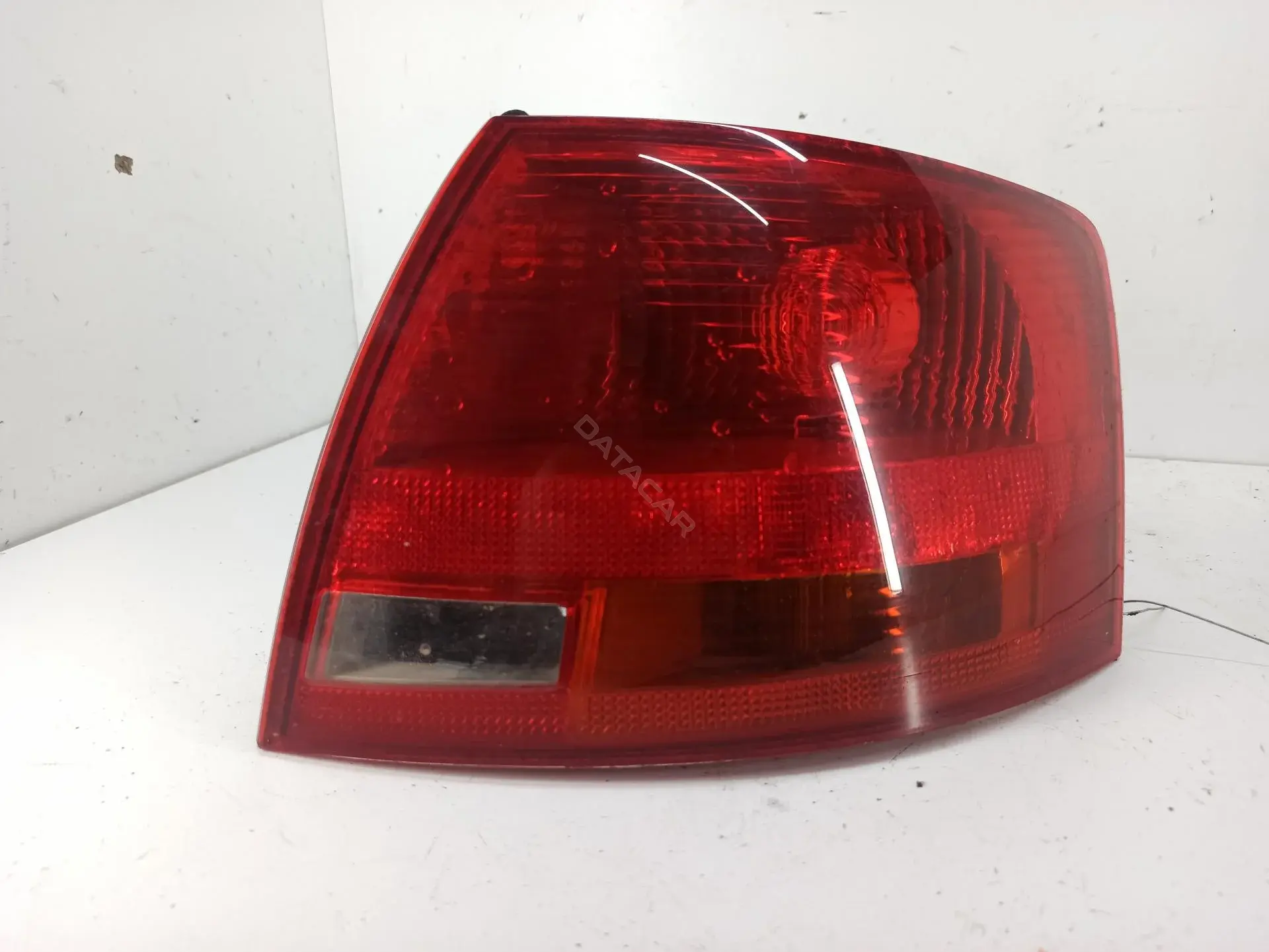 Задние фонари 8E9945096E