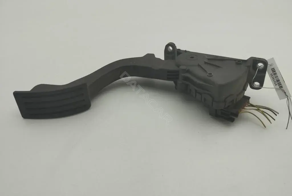 Педаль газа 4M519F836AH