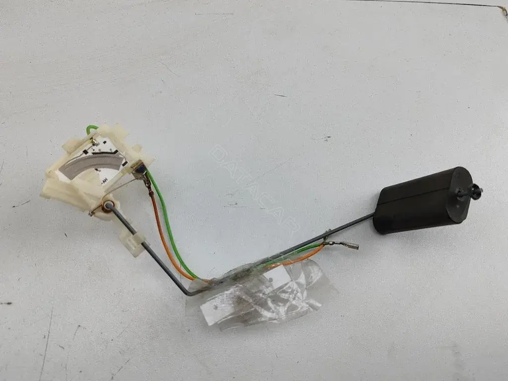 Датчик уровня топлива VP3M5U-AH