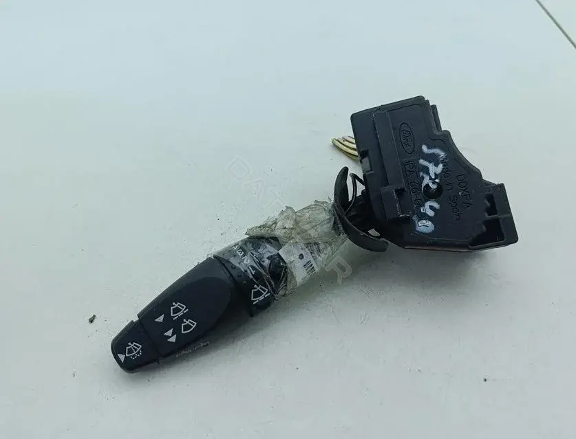Переключатель подрулевой 1S7117A553DC