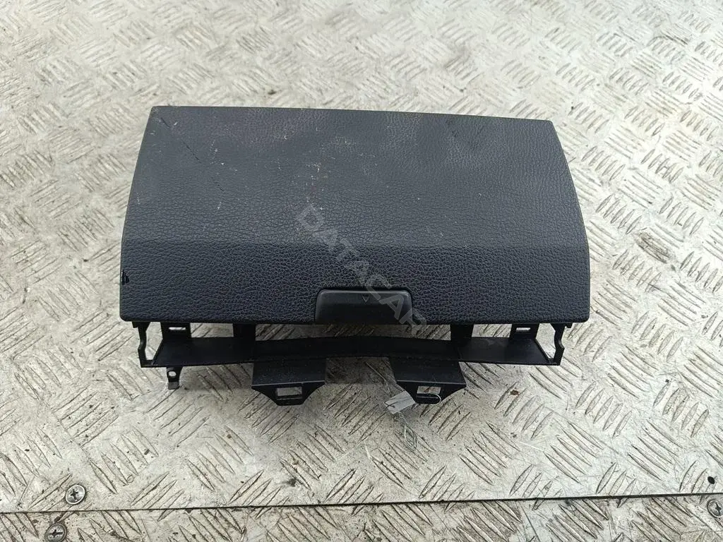 Бардачок GJ6AG0245A