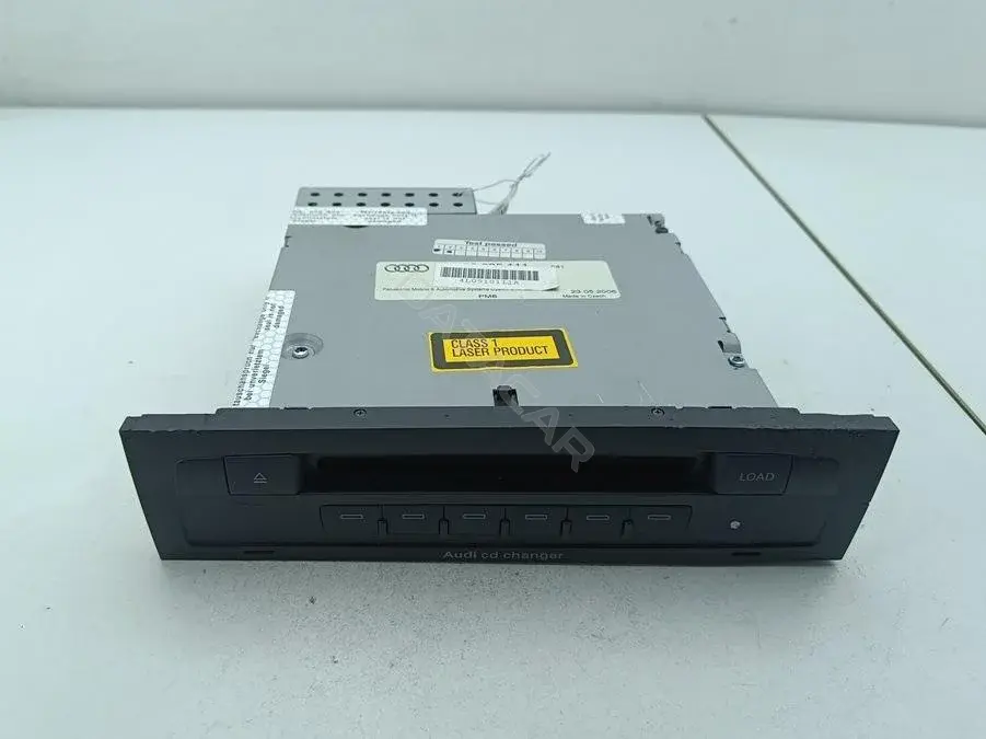 Магнитола 4L0910111A