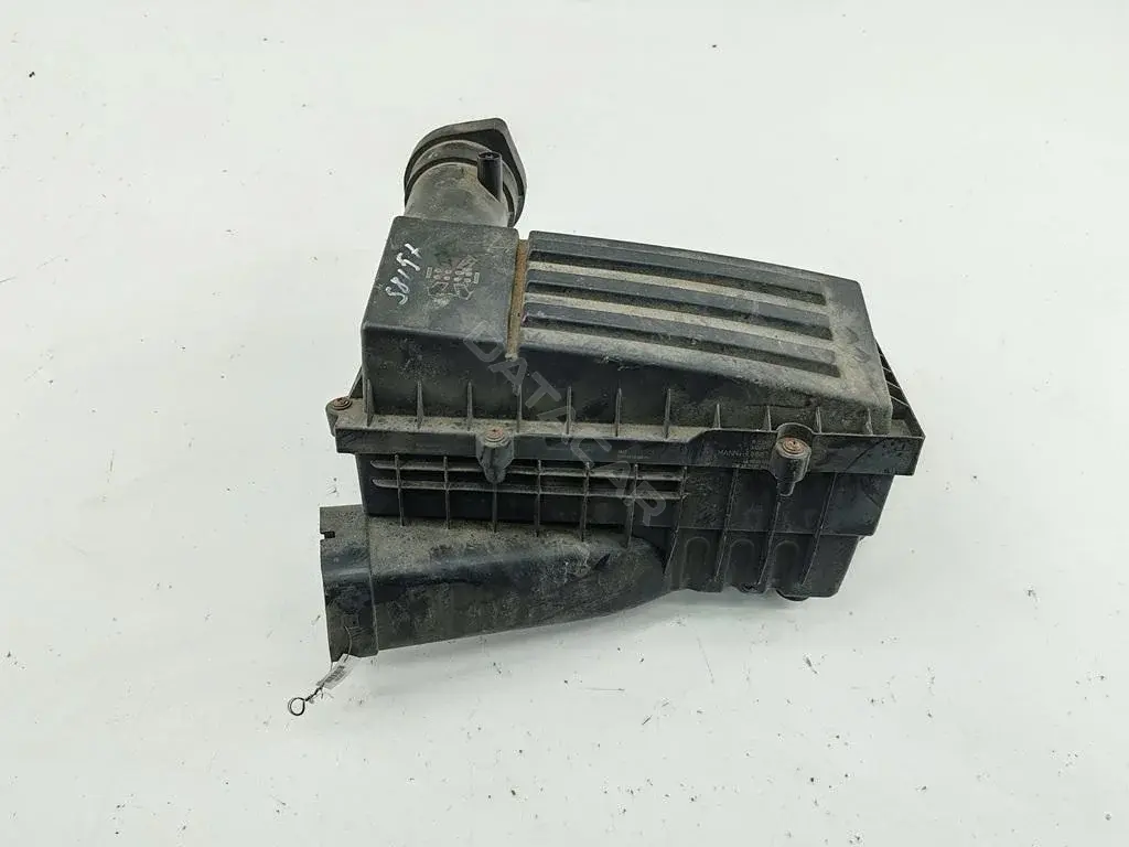 Корпус воздушного фильтра 3C0129607AS