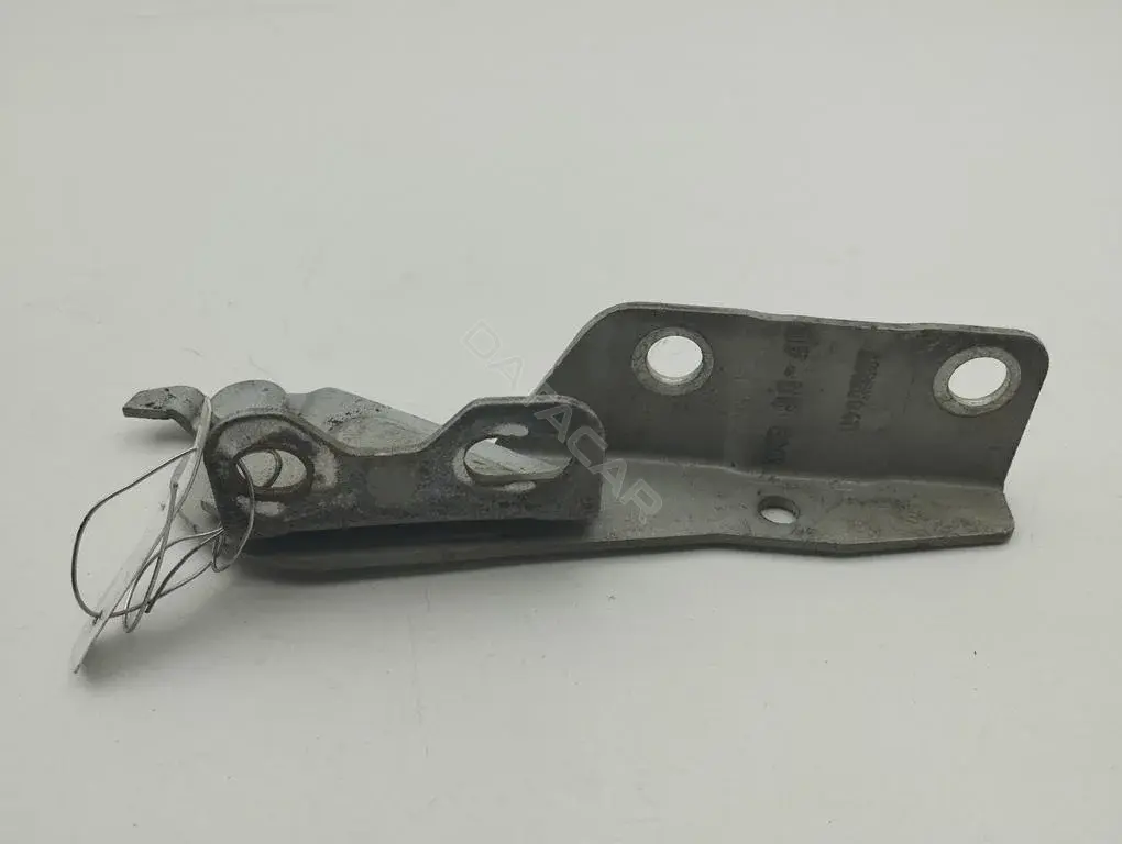 Петля капота MR959411