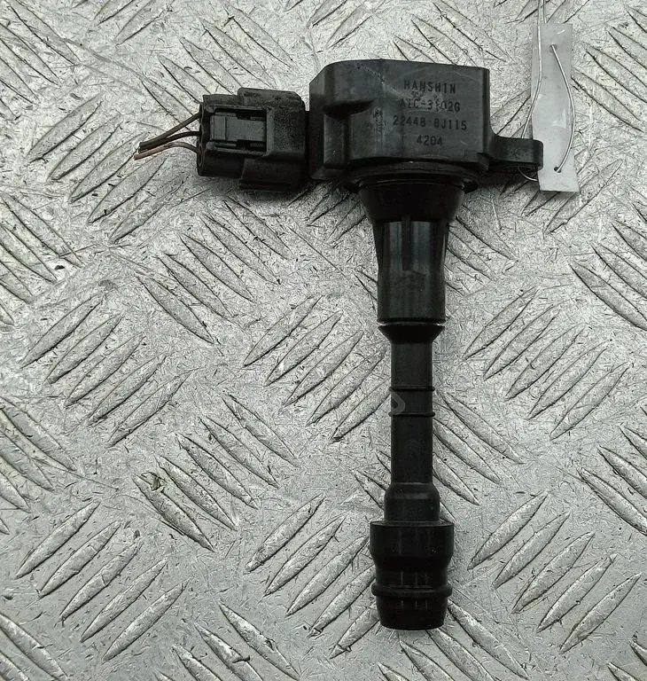 Катушка зажигания 224488J115