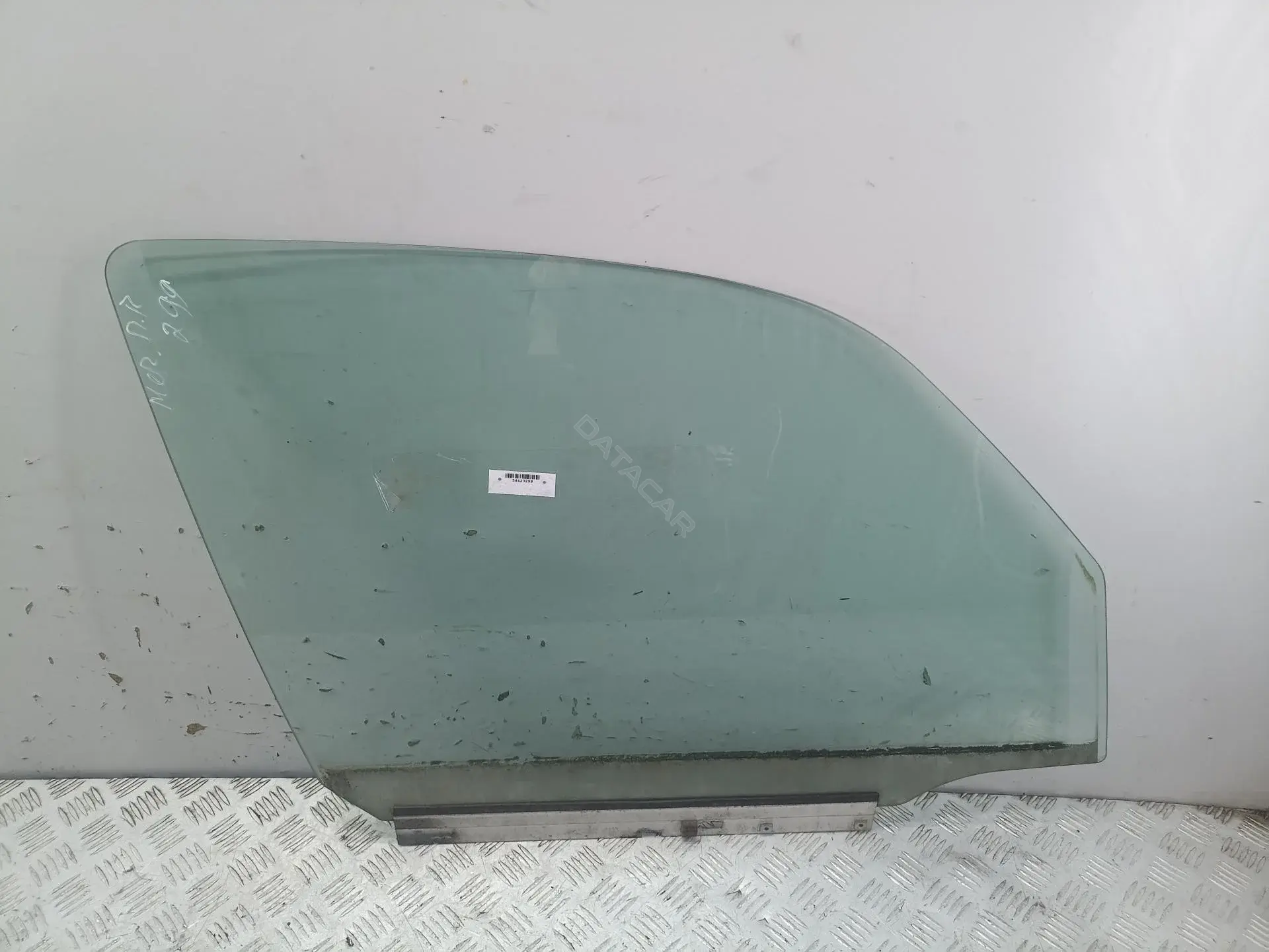 Стекло двери 54423299