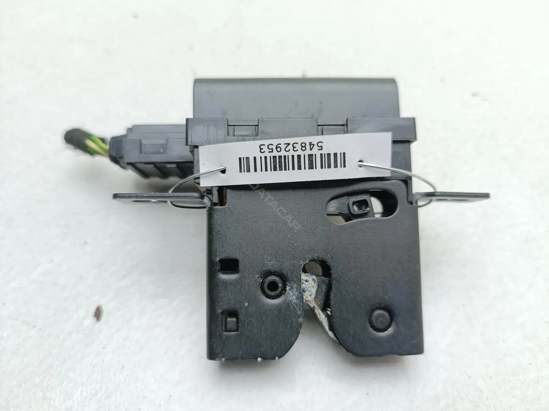 Замок стекла двери багажника 9685328580