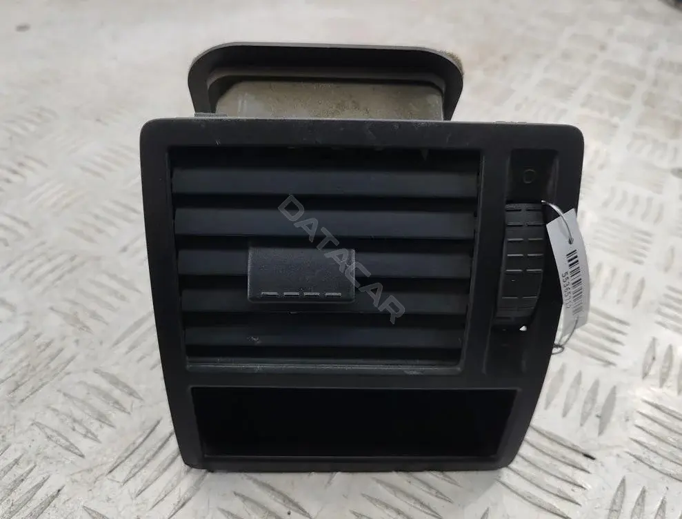 Дефлектор обдува салона 7H1819203C