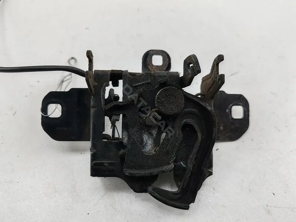 Замок капота 1J0823509C