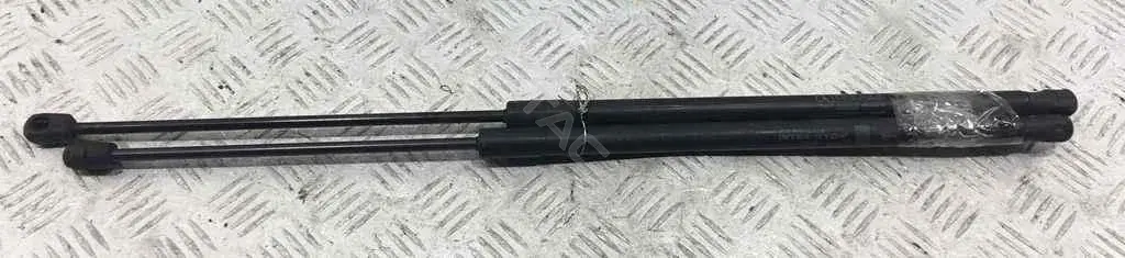 Амортизатор крышки багажника, капота, заднего стекла левый - A2049802164, правый - A2049800964