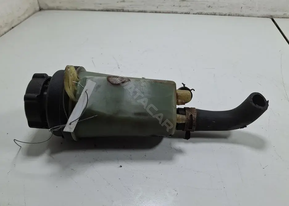 Бачок гидроусилителя 4M513531AD