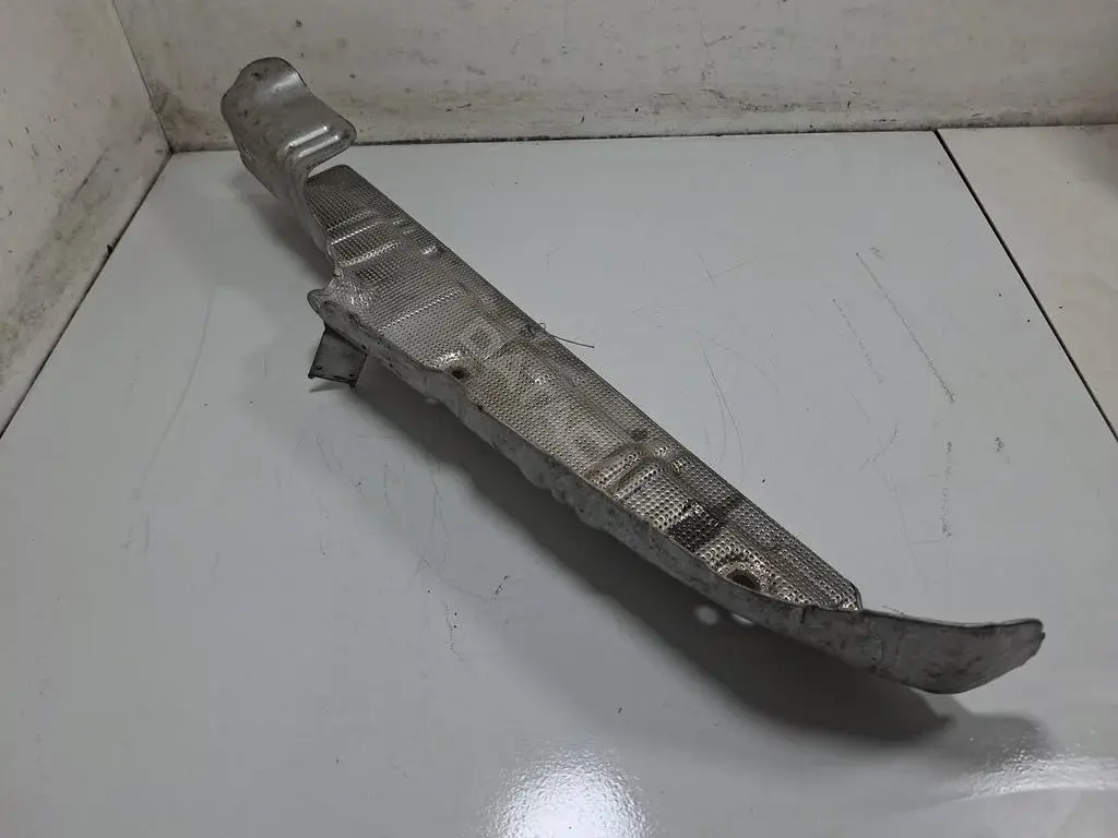 Тепловой экран глушителя 8511809