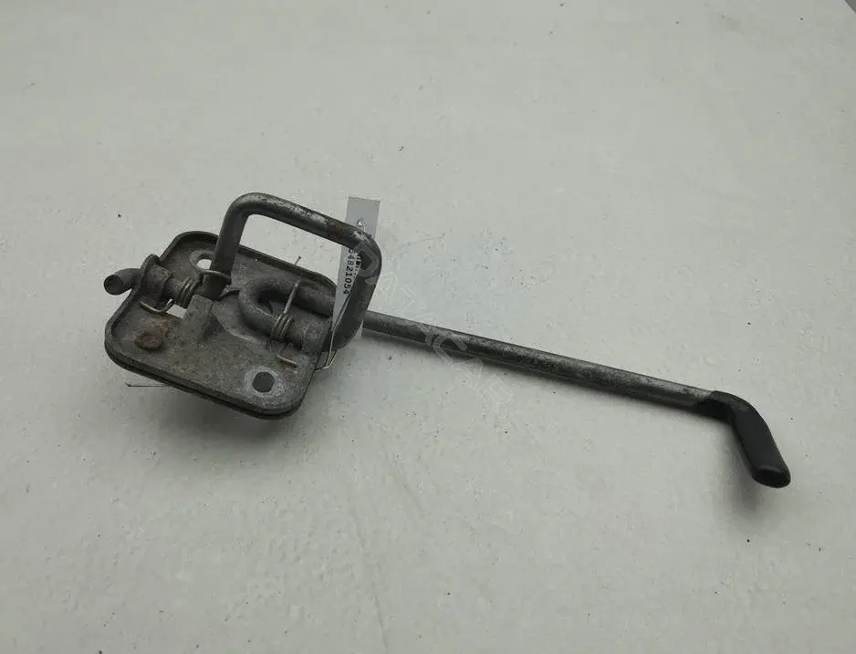 Ручка открывания капота 6V0823186B