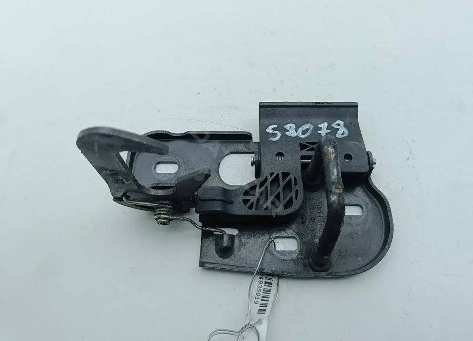 Замок капота 1T0823480A