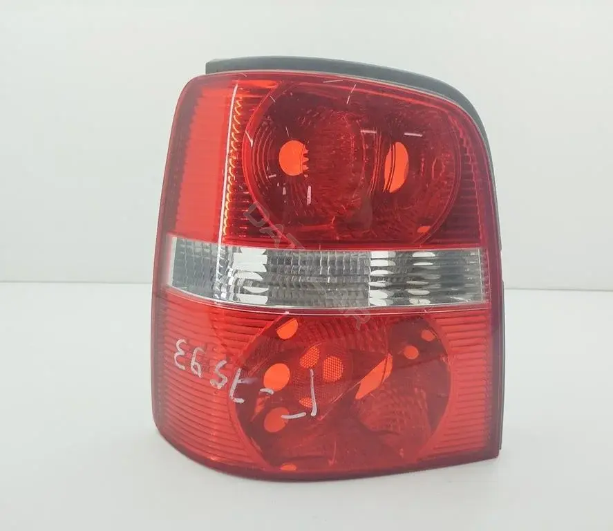 Задние фонари 1T0945095