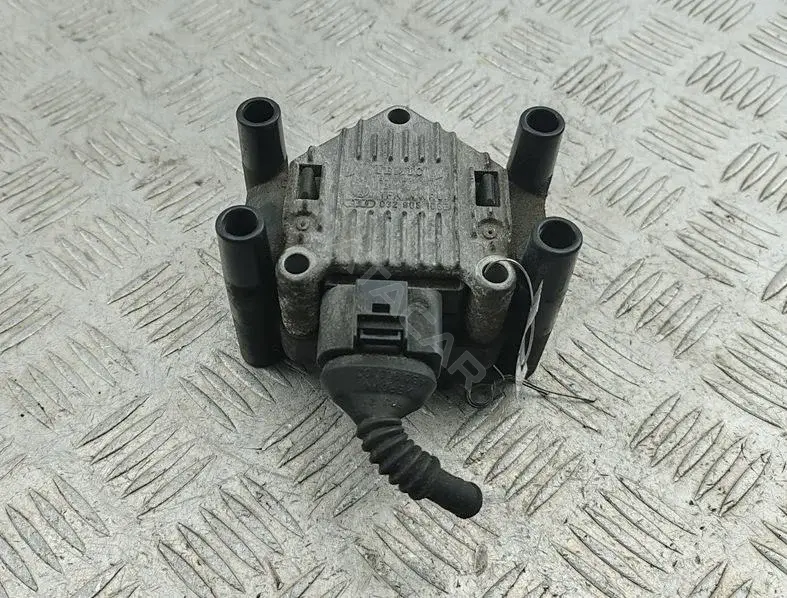 Катушка зажигания 032905106B