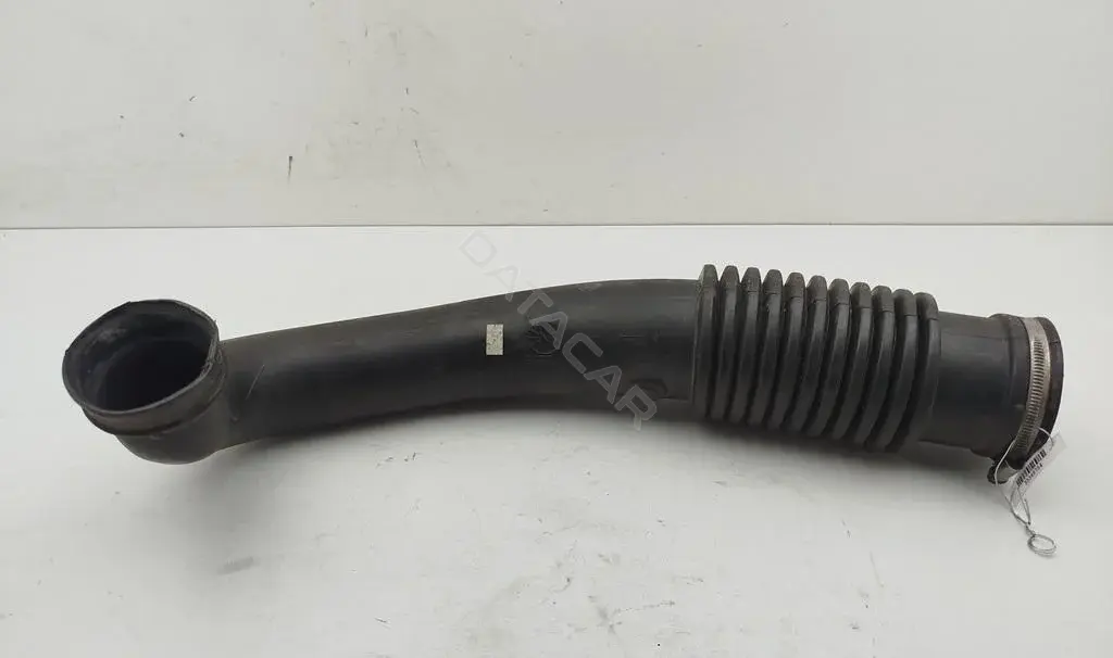 Патрубок воздушный 4M519A673BB