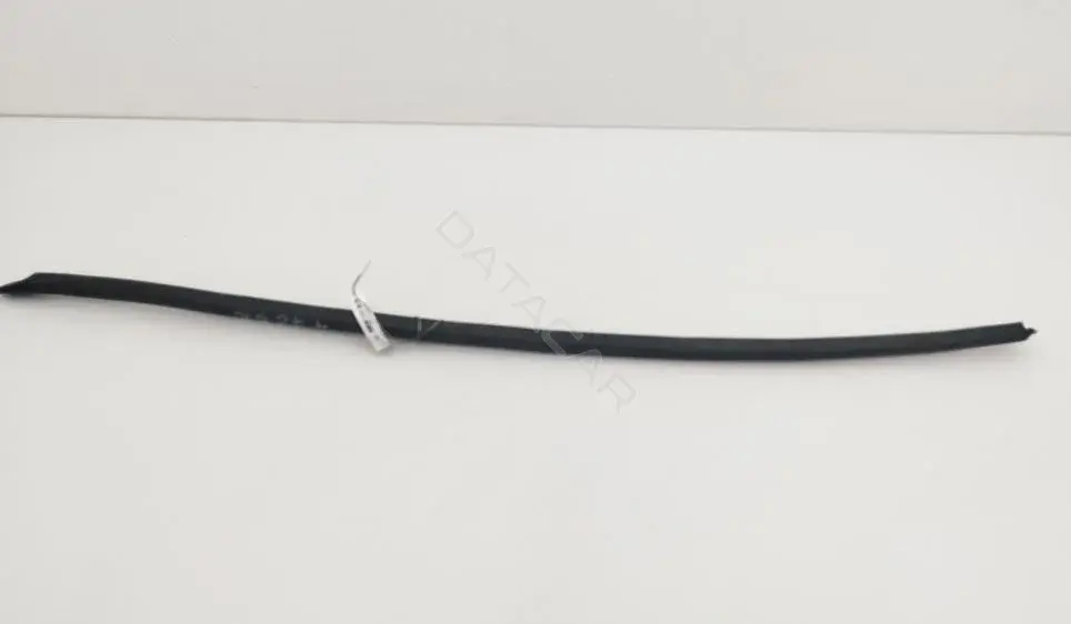 Молдинг лобового стекла 3C0854328A