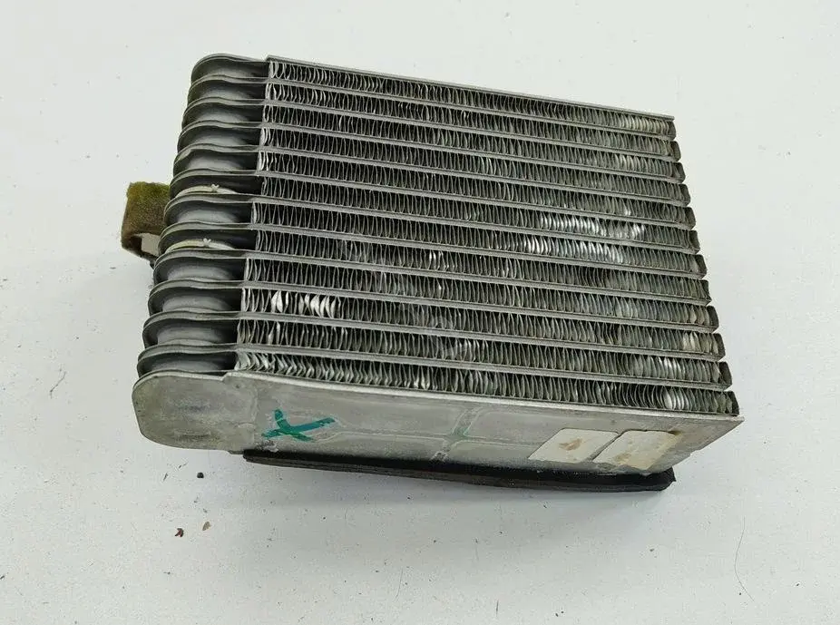 Испаритель кондиционера 7L0820101C