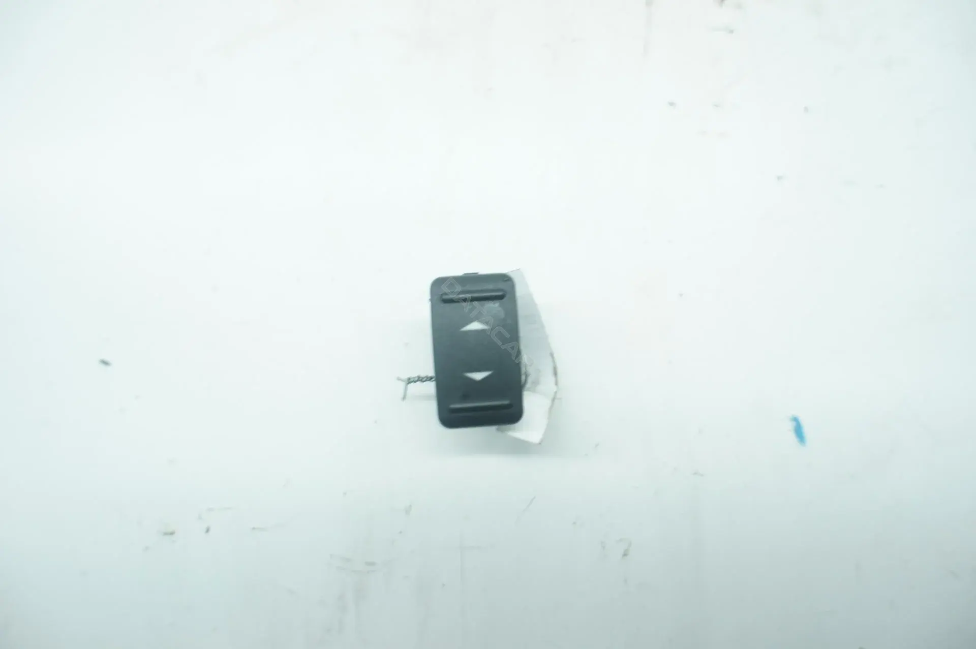 Кнопка стеклоподъемника 3M5T14529AA