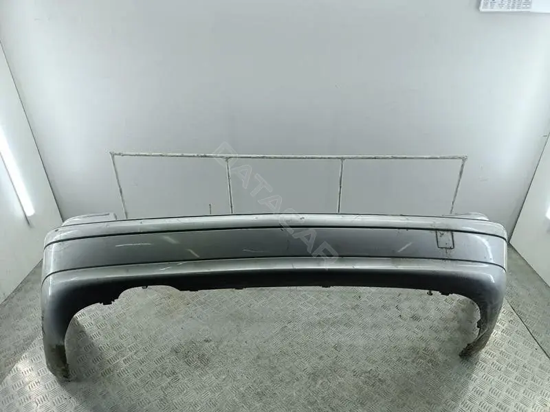 Задний бампер 54557618