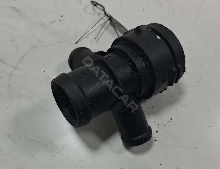 Фланец охлаждающей жидкости 8K0122293B