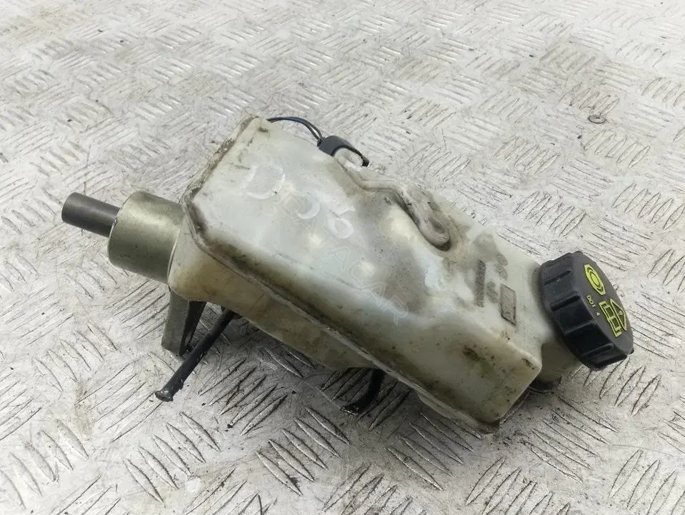 Главный тормозной цилиндр 1456989 / 6M51-2140-BA