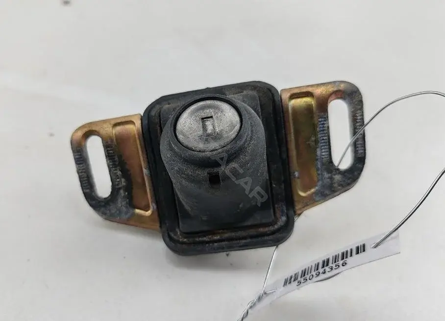 Личинка замка двери 55094356