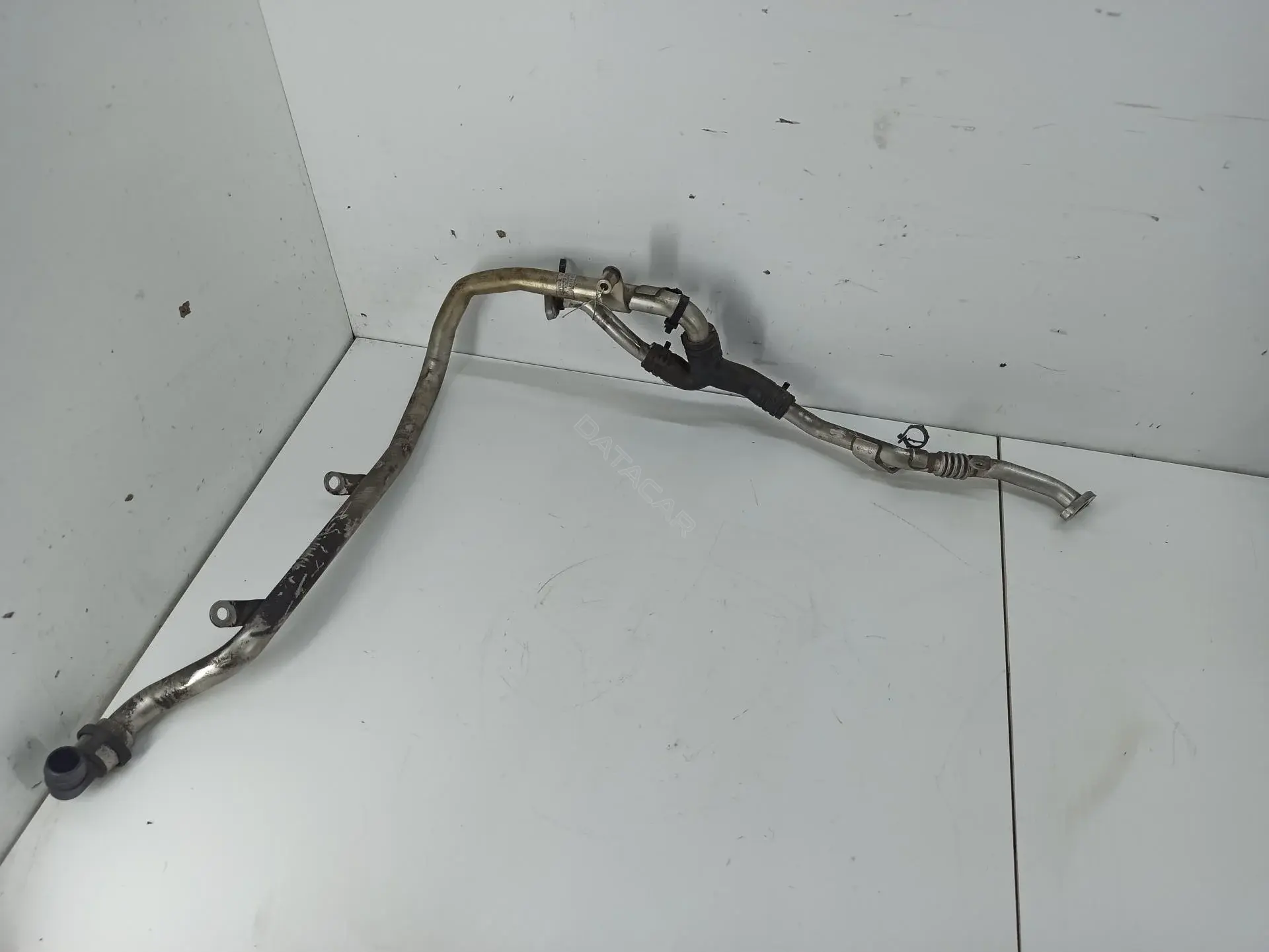 Трубка системы рециркуляции EGR 06C131143Q