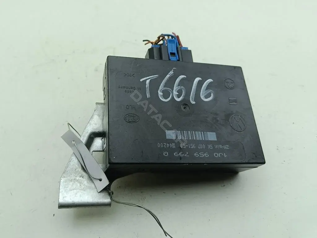 Блок комфорта 1J0959799Q