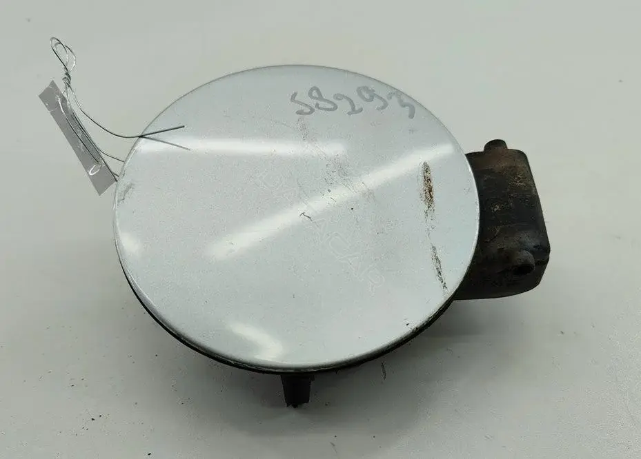 Крышка лючка топливного бака 3B9809857A