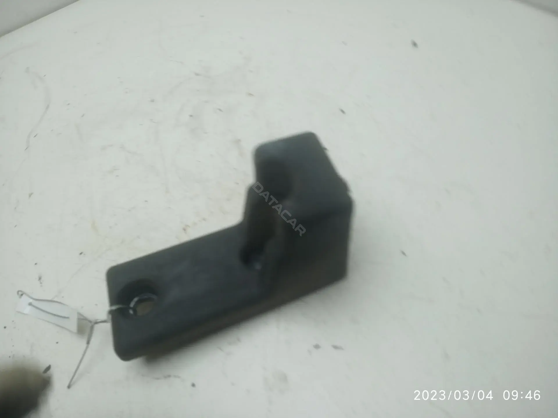 Ответная часть (скоба) замка двери bk21v27232ae