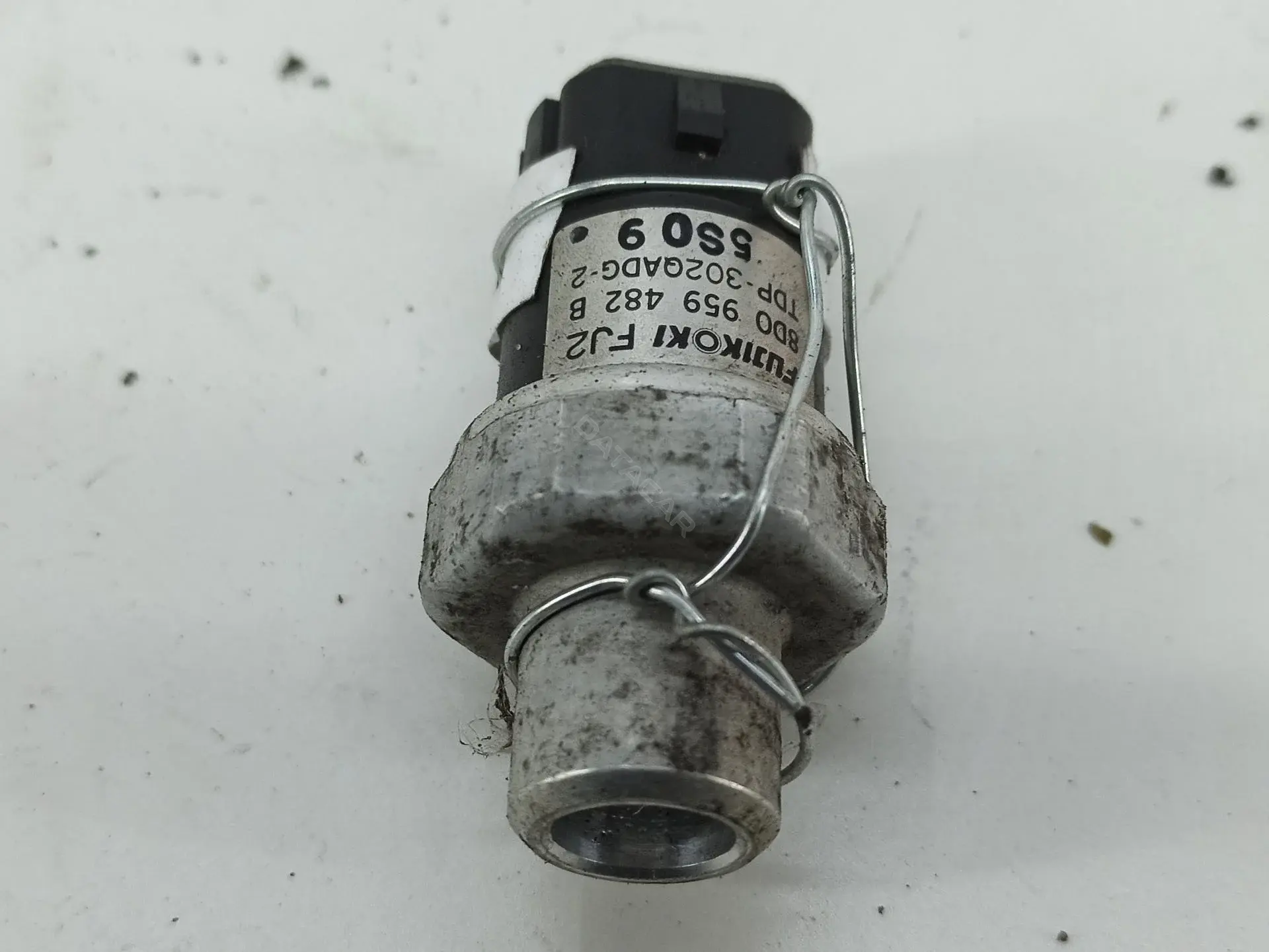 Датчик давления кондиционера 8D0959482B