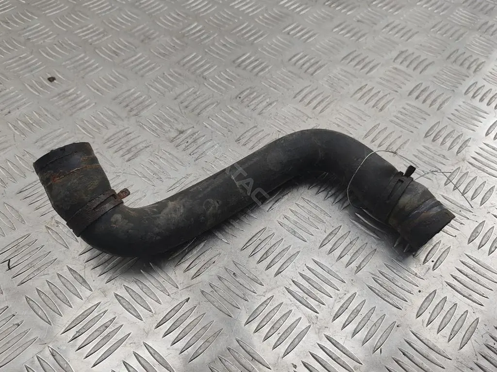 Патрубки системы охлаждения 1S718286DF