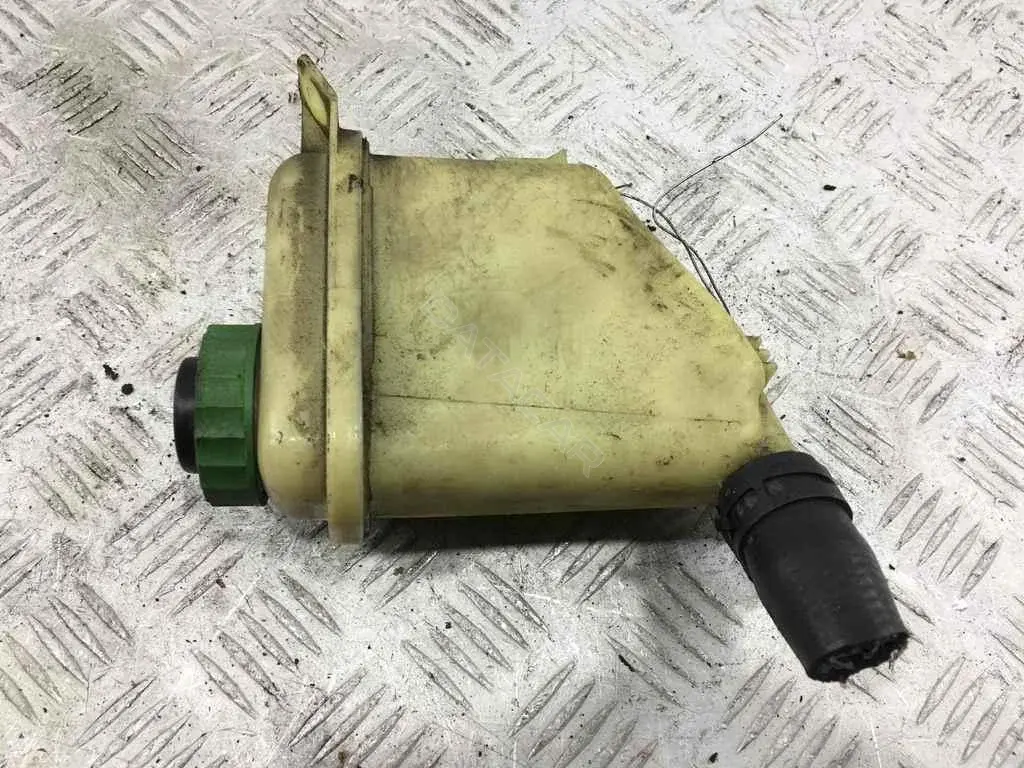 Бачок гидроусилителя 7L0422371C