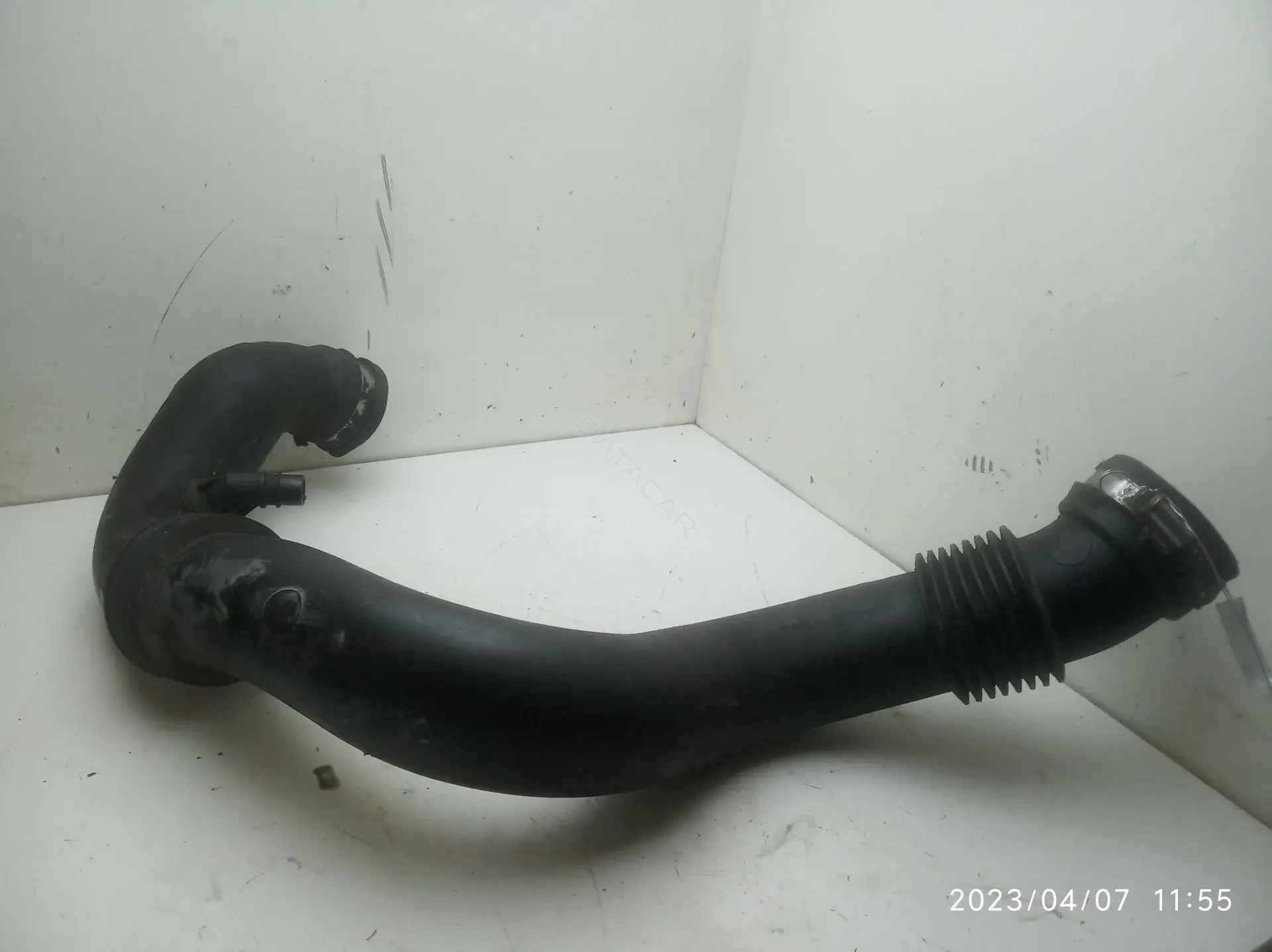 Патрубки системы охлаждения 8200107551
