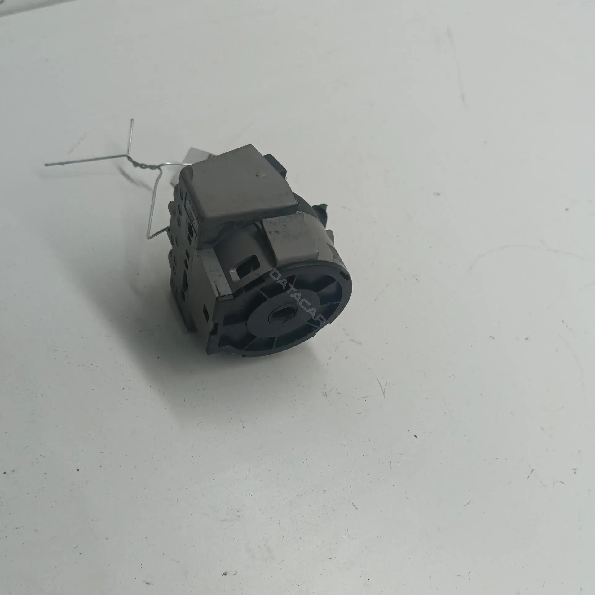 Контактная группа замка зажигания 98AG11572BE