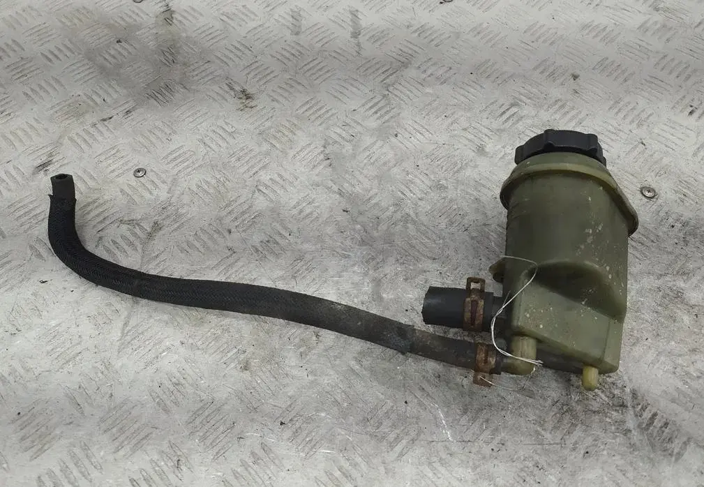 Бачок гидроусилителя 1342472 / XS71-3R700-AG