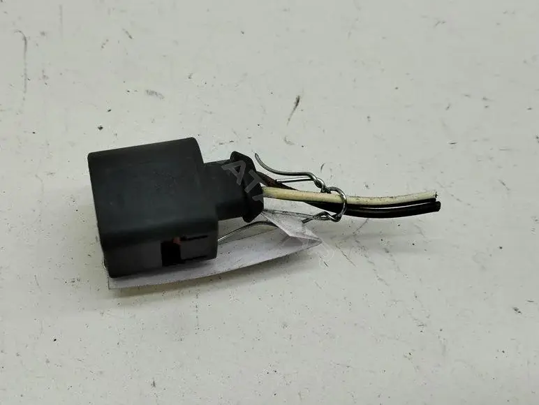 Разъем (фишка) проводки 1J0973722