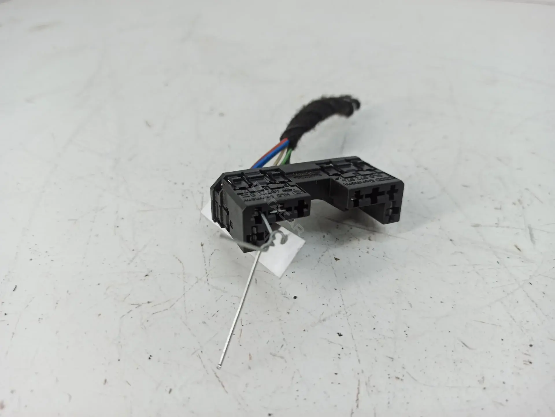 Разъем (фишка) проводки 8L0972974