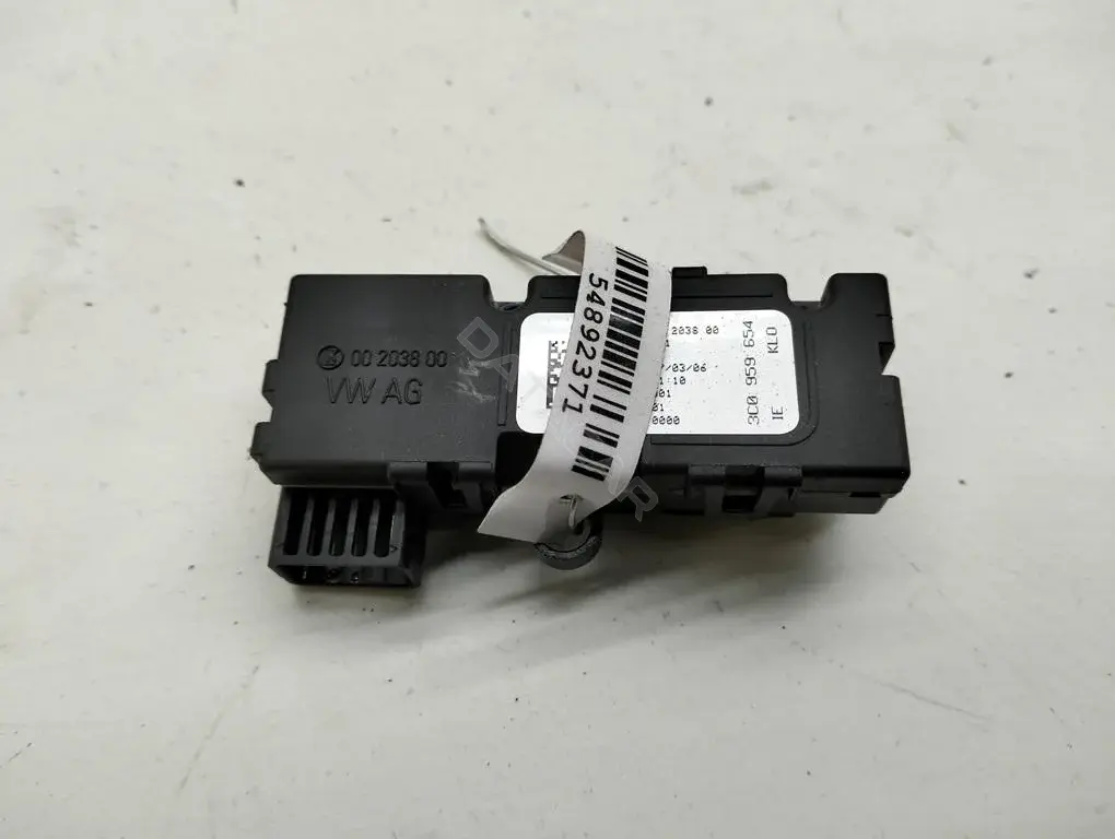 Датчик угла поворота 3C0959654