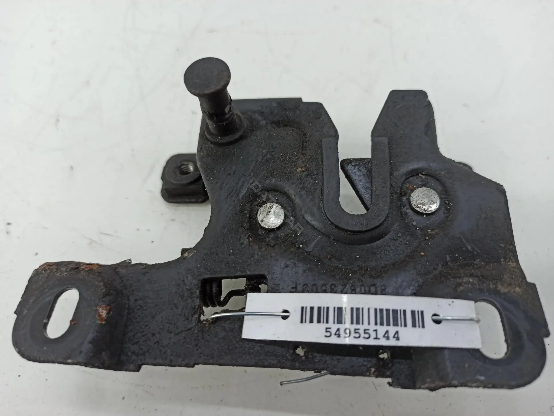 Замок капота 8D0823509F