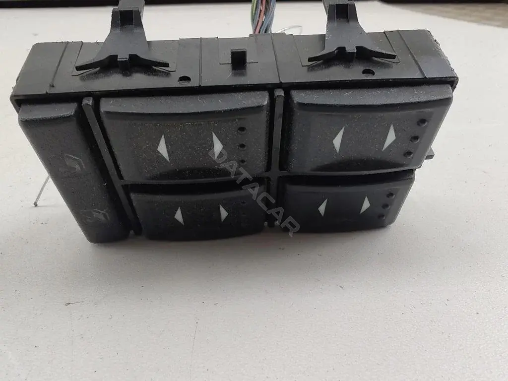 Кнопка стеклоподъемника 3S7T14A132BA