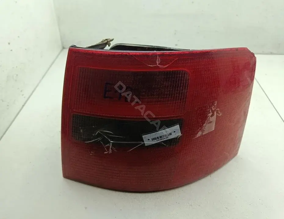 Задние фонари 4B9945096D