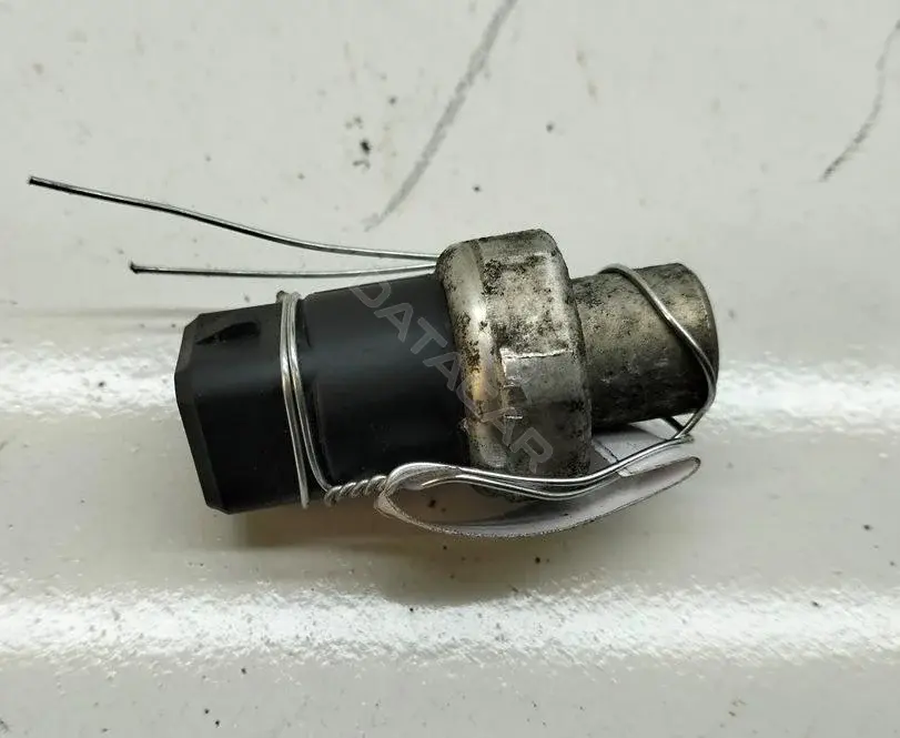 Датчик давления кондиционера 8D0959482B