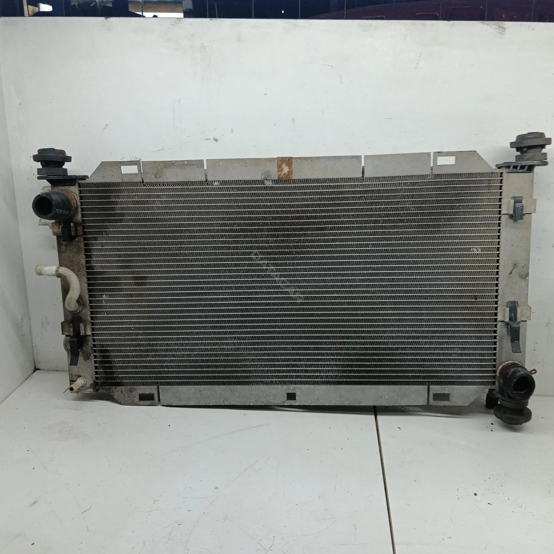 Радиатор охлаждения 98AW8K160DF